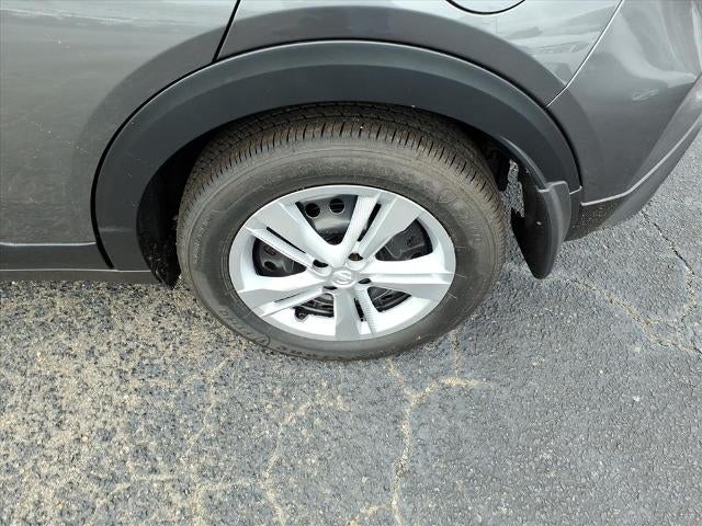 2025 Nissan Kicks Play S FWD