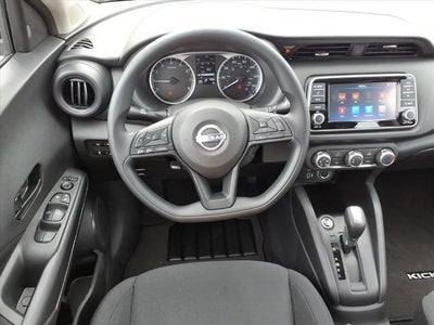 2025 Nissan Kicks Play S FWD