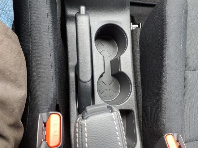 2025 Nissan Kicks Play S FWD