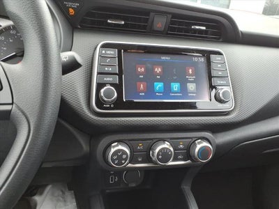 2025 Nissan Kicks Play S FWD