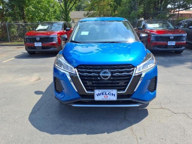 2025 Nissan Kicks Play S FWD
