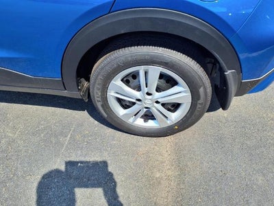 2025 Nissan Kicks Play S FWD