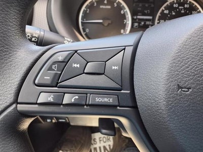 2025 Nissan Kicks Play S FWD