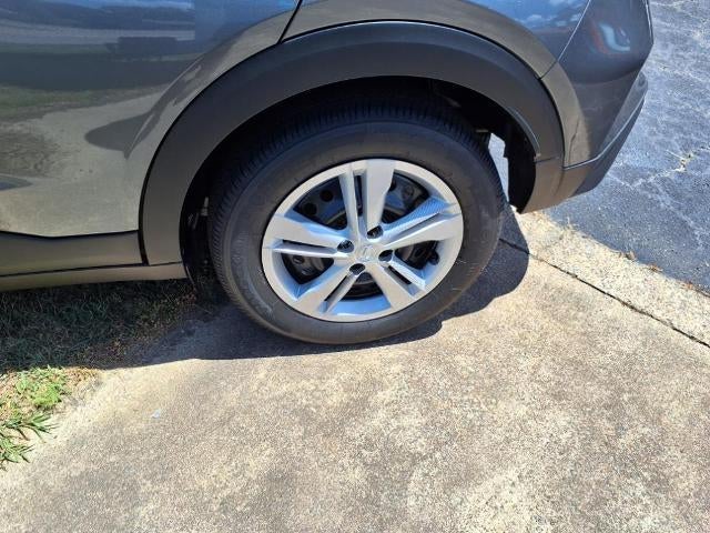 2025 Nissan Kicks Play S FWD