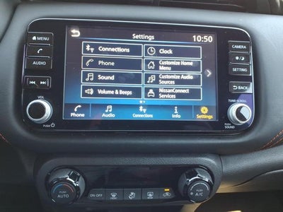 2024 Nissan Kicks SR FWD