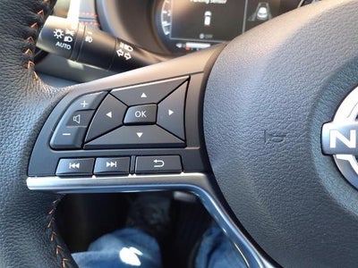 2024 Nissan Kicks SR FWD