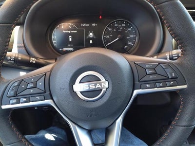 2024 Nissan Kicks SR FWD