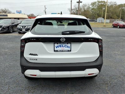 2026 Nissan Kicks S FWD
