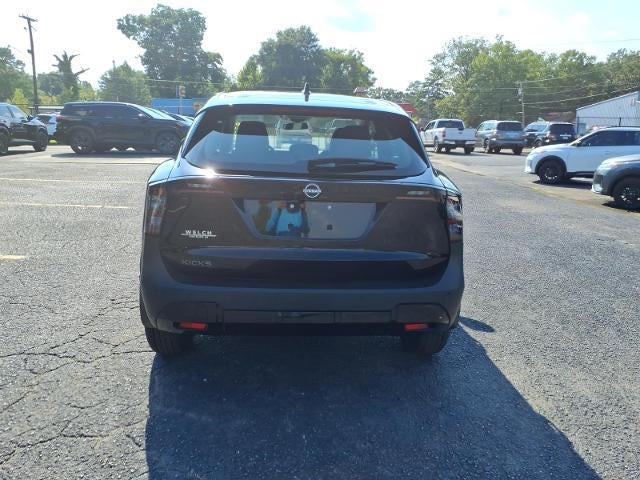 2026 Nissan Kicks S FWD