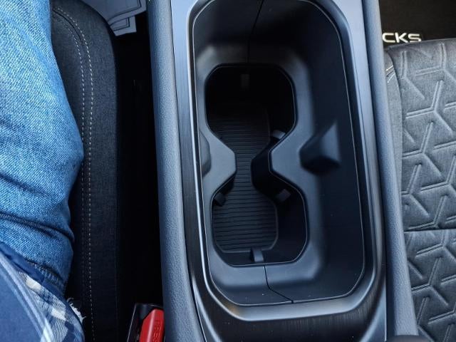 2026 Nissan Kicks SV FWD