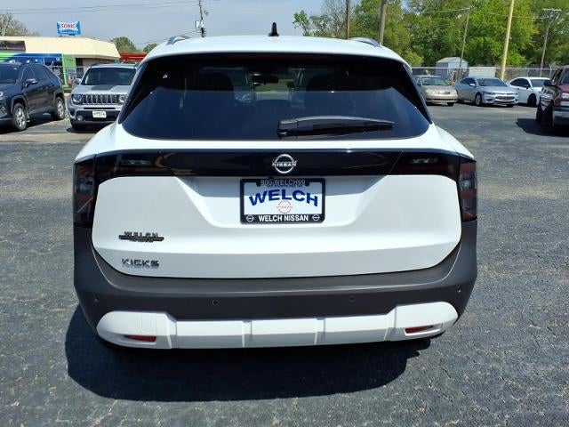 2026 Nissan Kicks SV FWD
