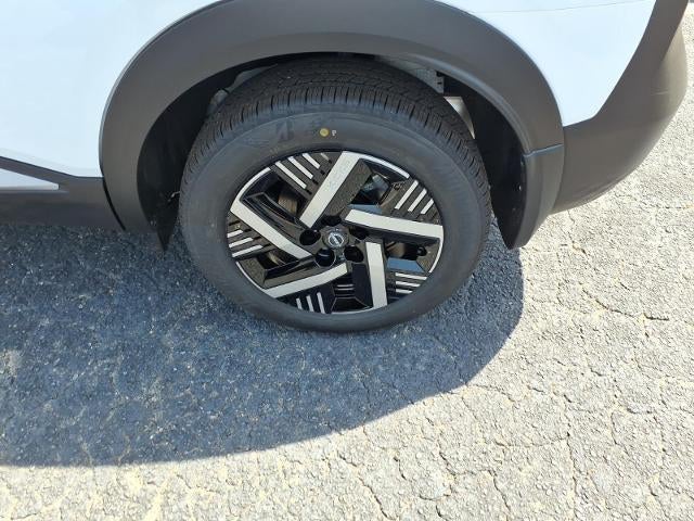 2026 Nissan Kicks SV FWD