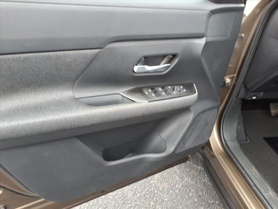 2026 Nissan Kicks SV FWD