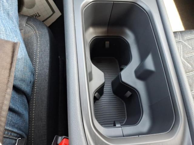 2026 Nissan Kicks SV FWD