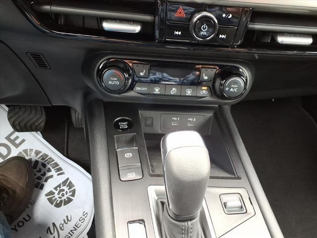 2026 Nissan Kicks SV FWD