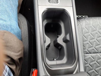 2026 Nissan Kicks SV FWD