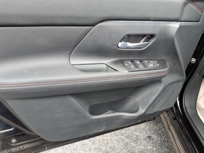 2026 Nissan Kicks SR FWD