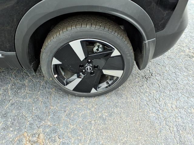 2026 Nissan Kicks SR FWD