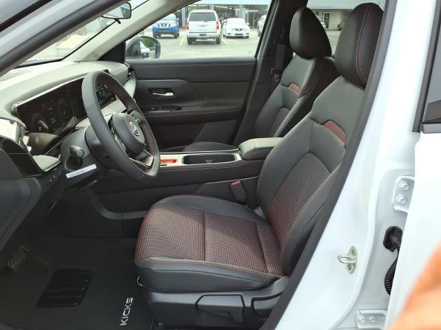 2026 Nissan Kicks SR FWD