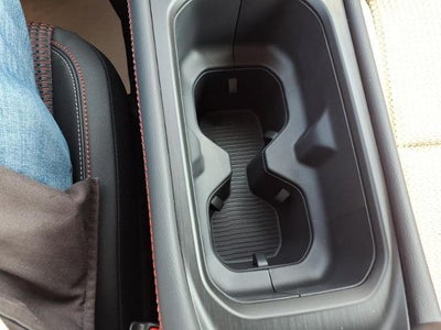 2026 Nissan Kicks SR FWD