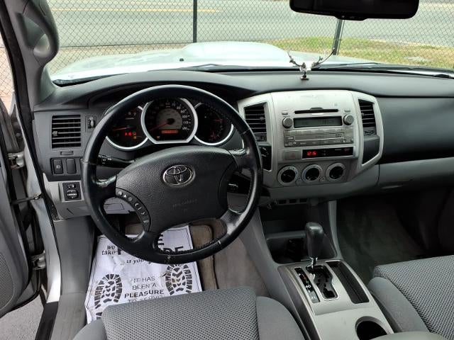 2009 Toyota Tacoma 4WD Double Cab Short Bed V6 Manual (GS)