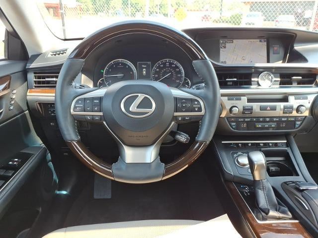 2016 Lexus ES 350 4dr Sdn