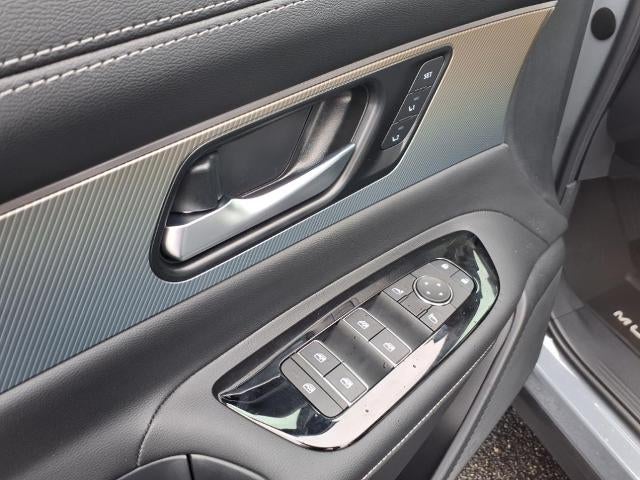 2025 Nissan Murano AWD SL