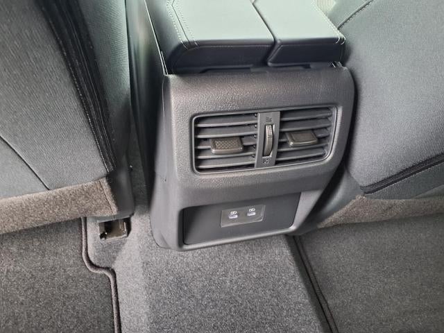 2026 Nissan Rogue FWD SV *Ltd Avail*