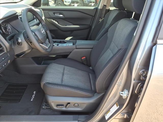 2026 Nissan Rogue FWD SV *Ltd Avail*