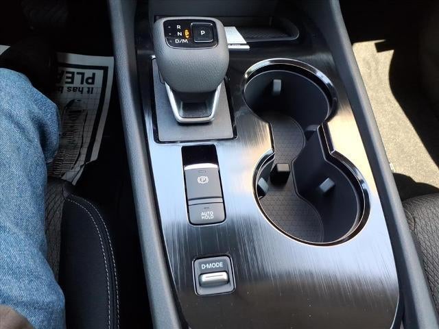 2026 Nissan Rogue FWD SV *Ltd Avail*