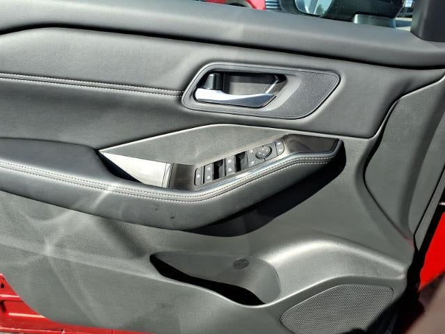 2026 Nissan Rogue 2026.5 FWD Dark Armor
