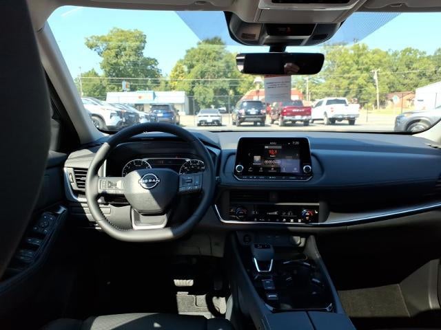 2026 Nissan Rogue 2026.5 FWD Dark Armor
