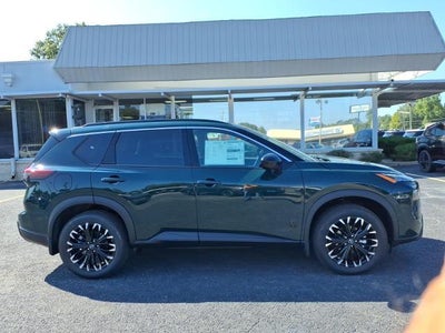 2026 Nissan Rogue 2026.5 FWD Dark Armor