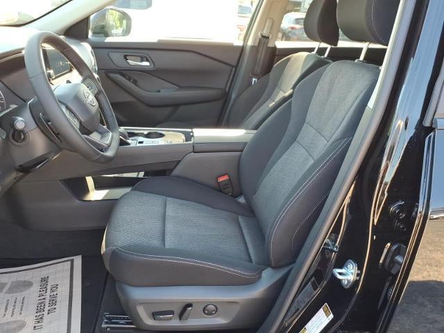 2026 Nissan Rogue 2026.5 FWD SV