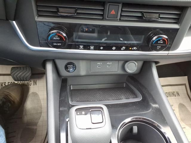 2026 Nissan Rogue 2026.5 FWD SV