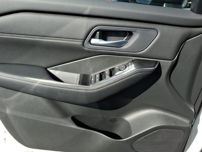 2026 Nissan Rogue 2026.5 FWD Dark Armor