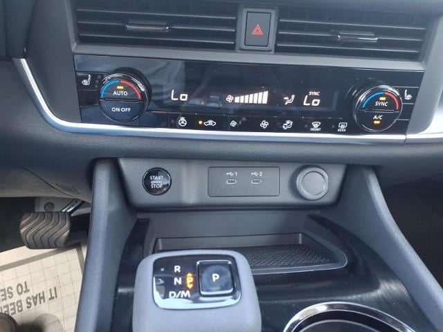 2026 Nissan Rogue 2026.5 FWD Dark Armor