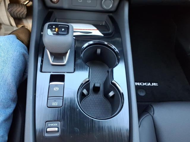 2026 Nissan Rogue 2026.5 FWD Dark Armor