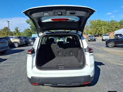 2024 Nissan Rogue FWD SV