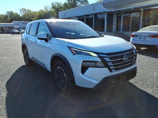 2024 Nissan Rogue FWD SV