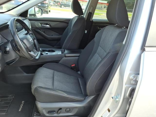 2025 Nissan Rogue FWD SV