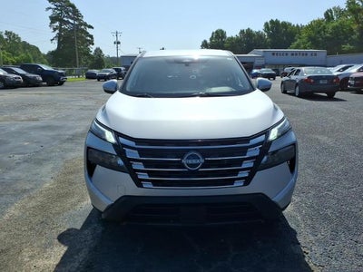 2025 Nissan Rogue FWD SV