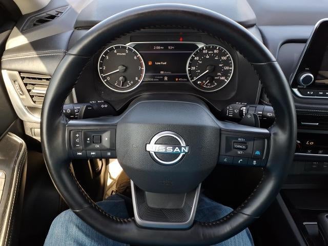 2025 Nissan Rogue FWD SV