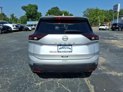 2025 Nissan Rogue FWD SV