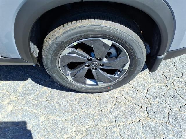 2026 Nissan Rogue FWD SV *Ltd Avail*