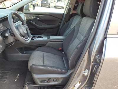 2024 Nissan Rogue FWD SV
