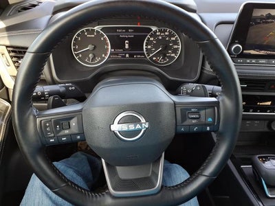 2025 Nissan Rogue FWD SV