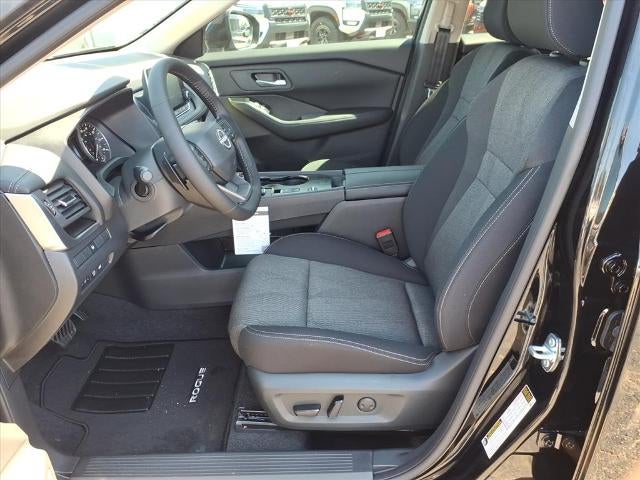 2026 Nissan Rogue FWD SV *Ltd Avail*