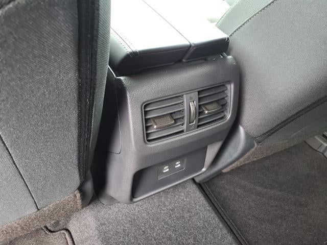 2026 Nissan Rogue FWD SV *Ltd Avail*