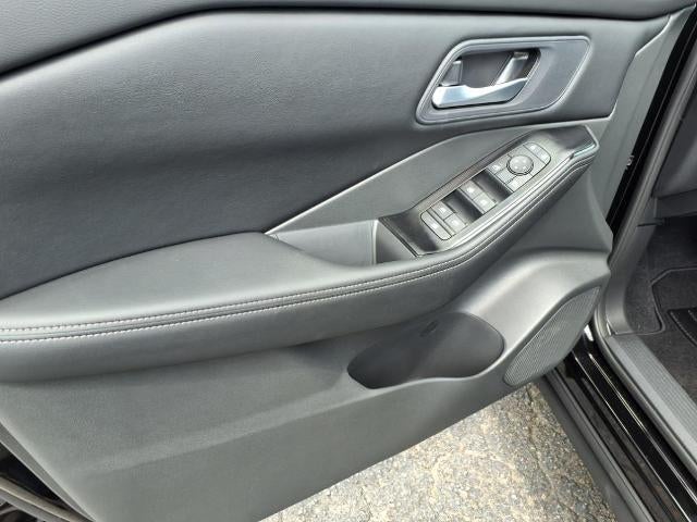 2026 Nissan Rogue FWD SV *Ltd Avail*